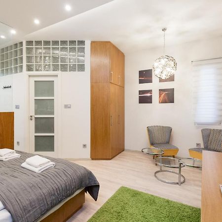 Retro Budapest Dream Suite Near The Danube Luaran gambar