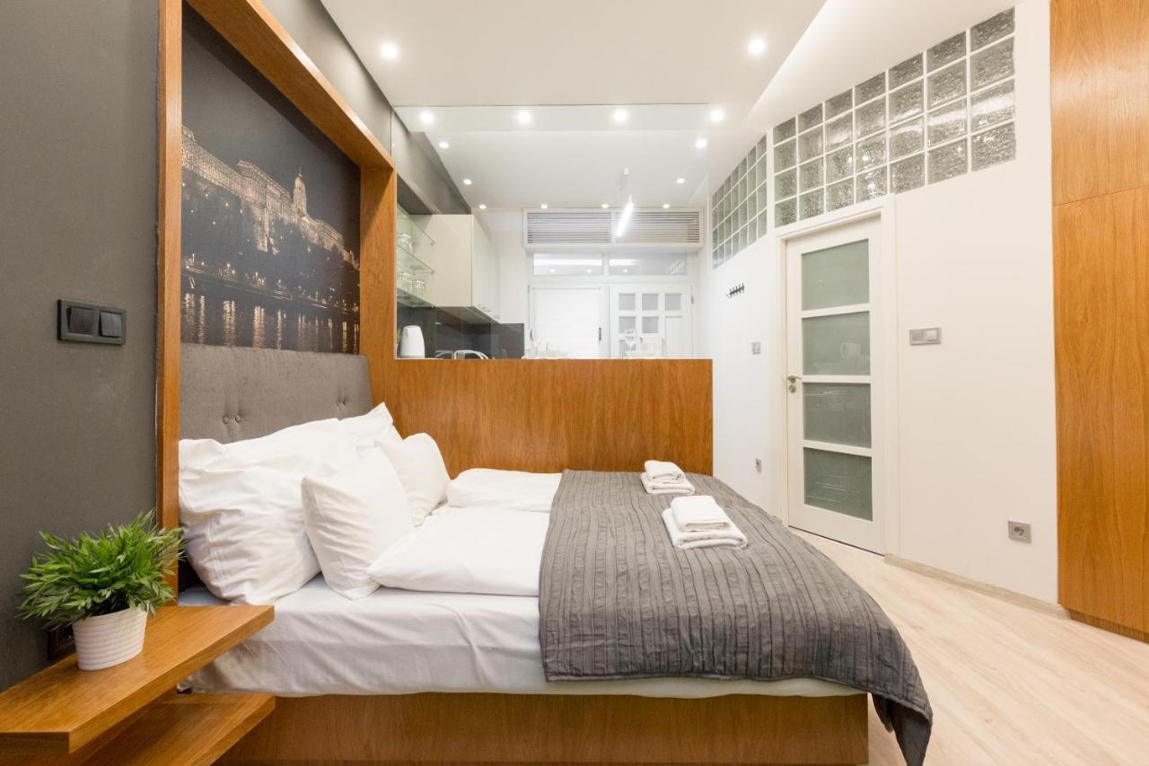 Retro Budapest Dream Suite Near The Danube Luaran gambar